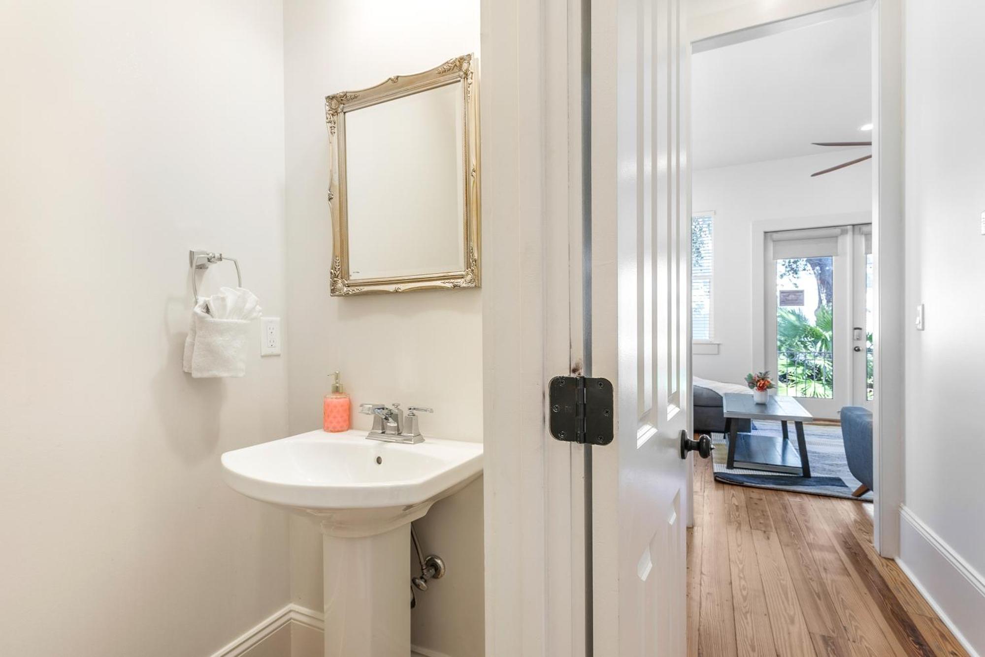 Amazing 3Br Cottage Off St Charles With Pool New Orleans Esterno foto